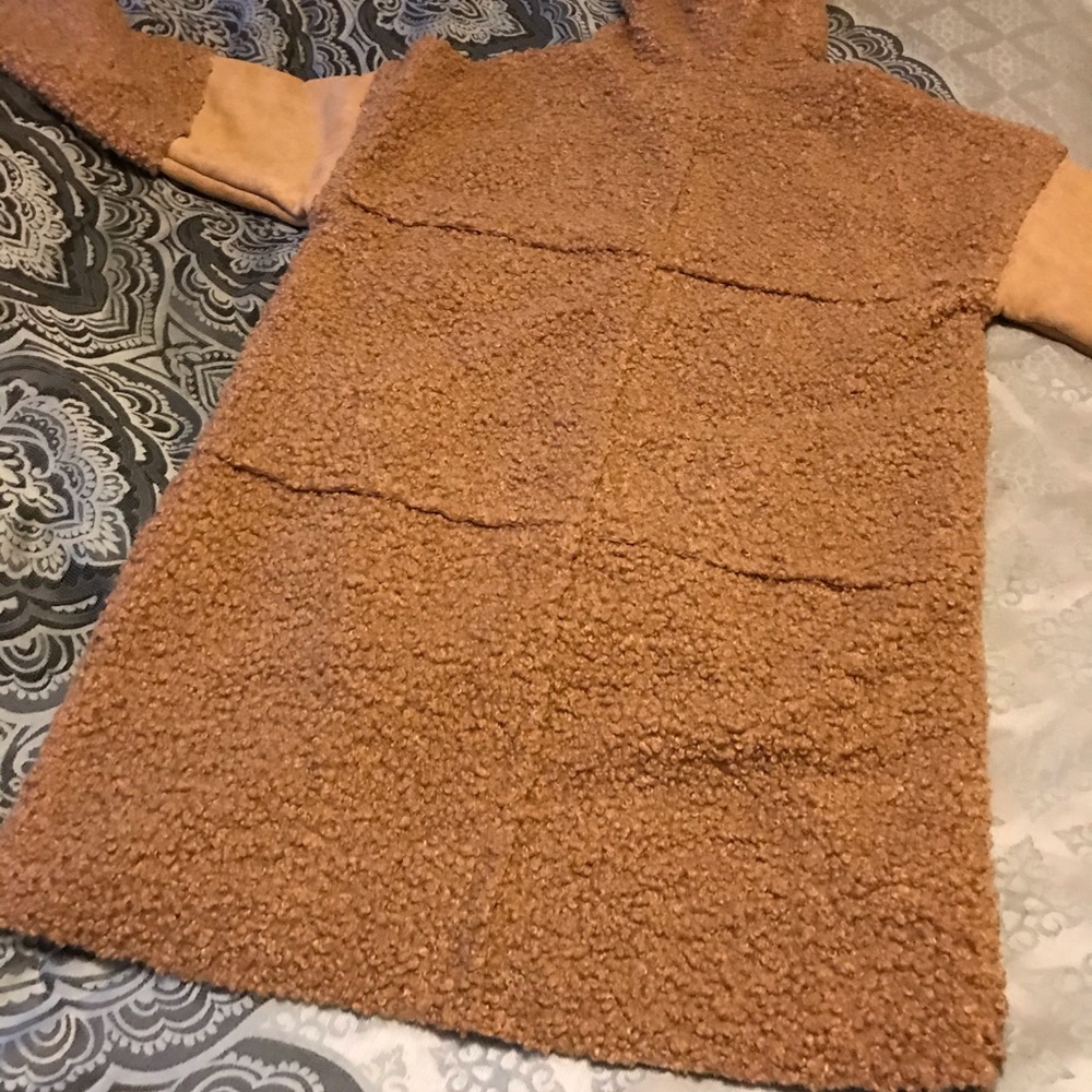 Long Sherpa lined coat